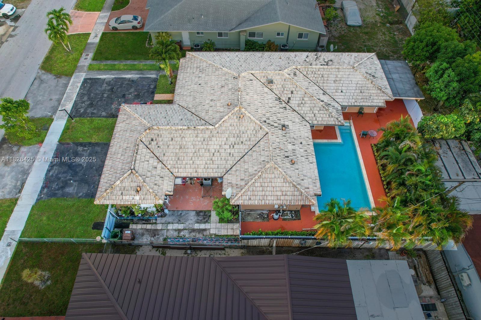 Property photo # 0