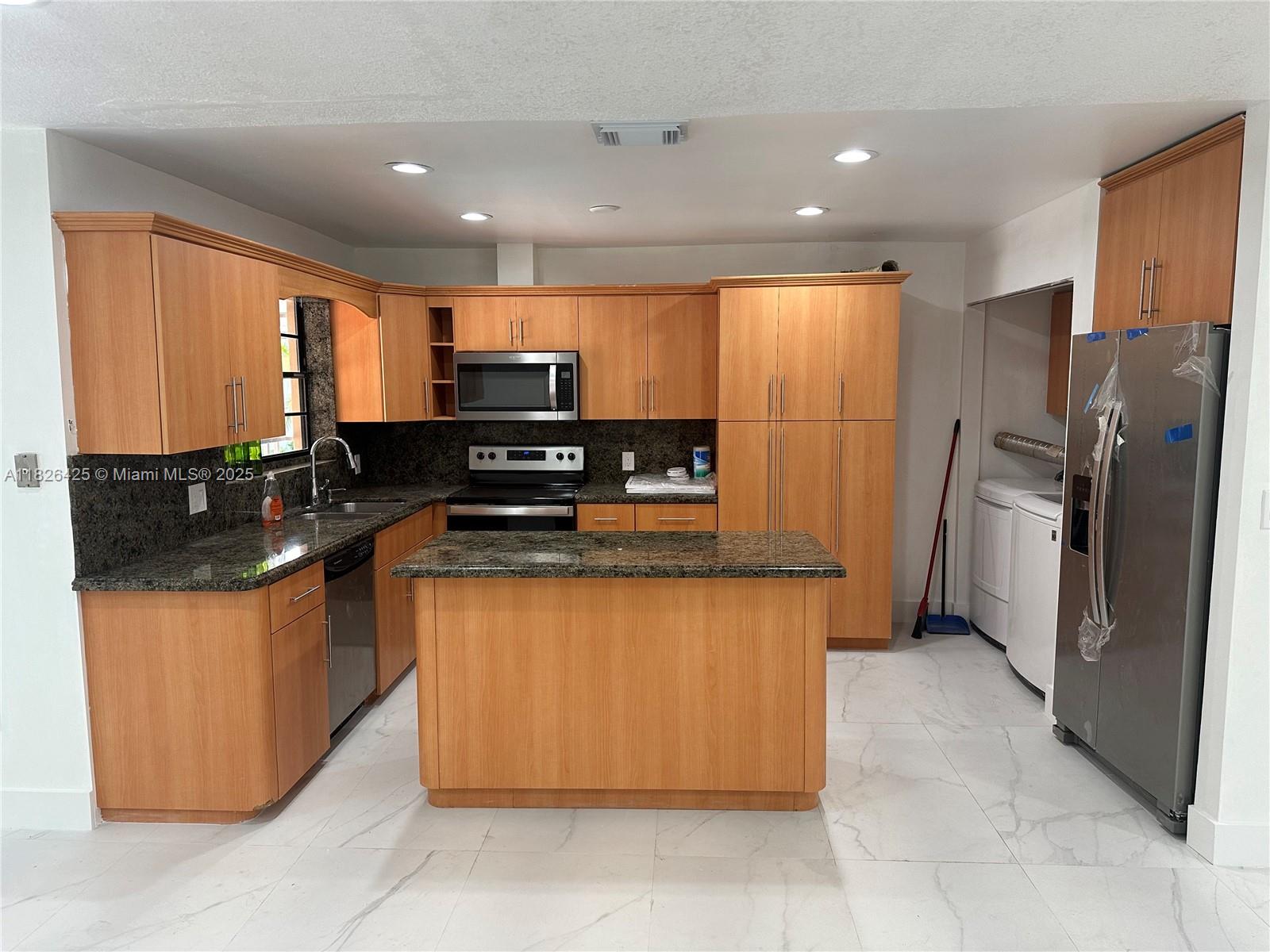 Property photo # 2