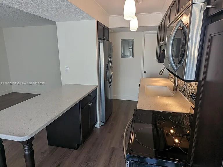 Property photo # 6