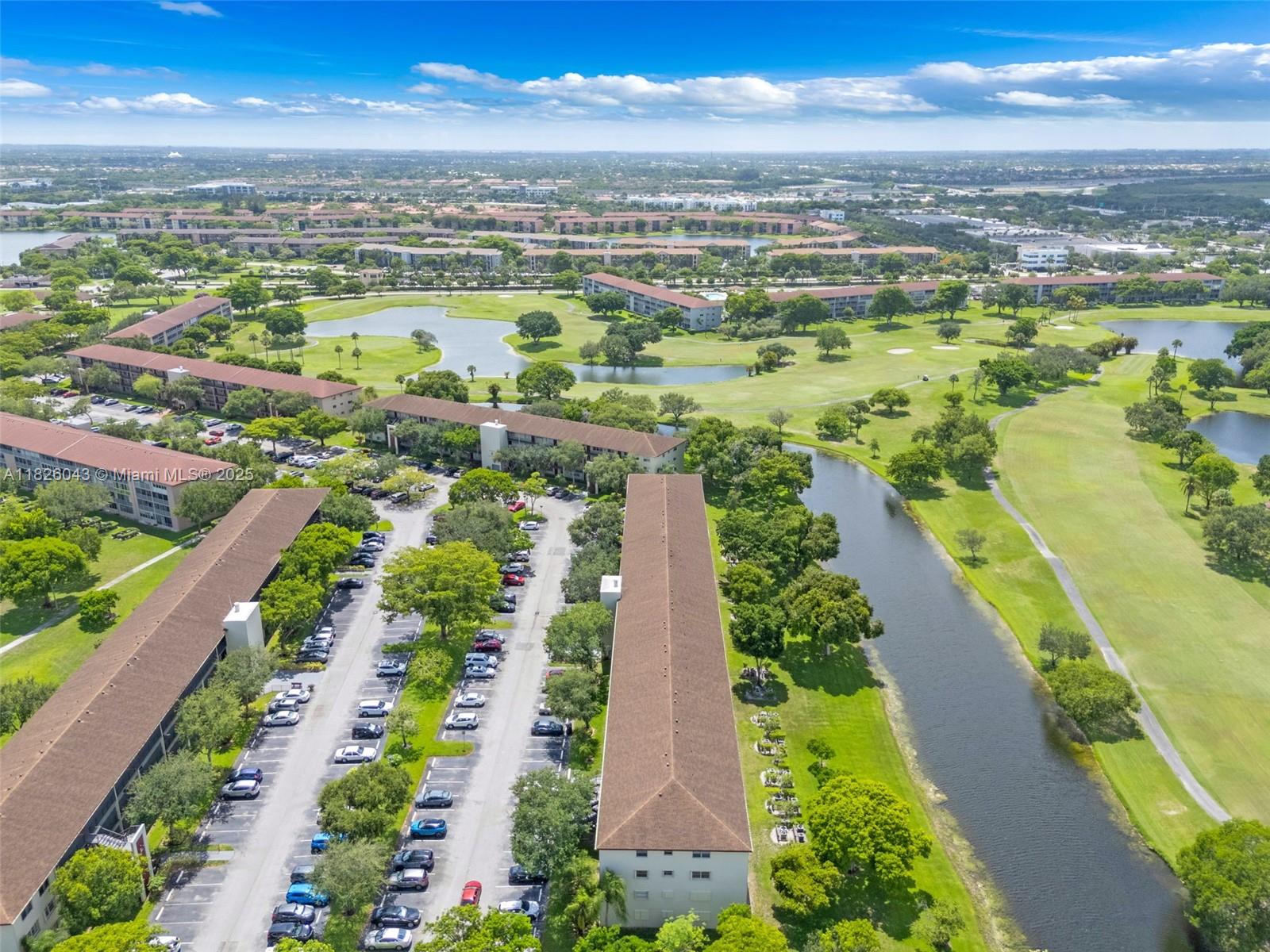 13255 SW 7th Ct #113D, Pembroke Pines, Florida image 25