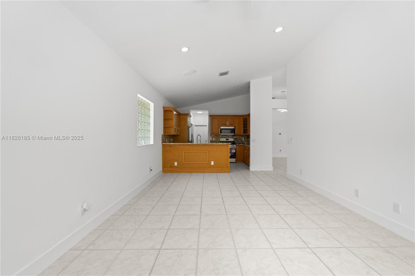 11581 SW 10th Ct, Pembroke Pines, Florida image 20