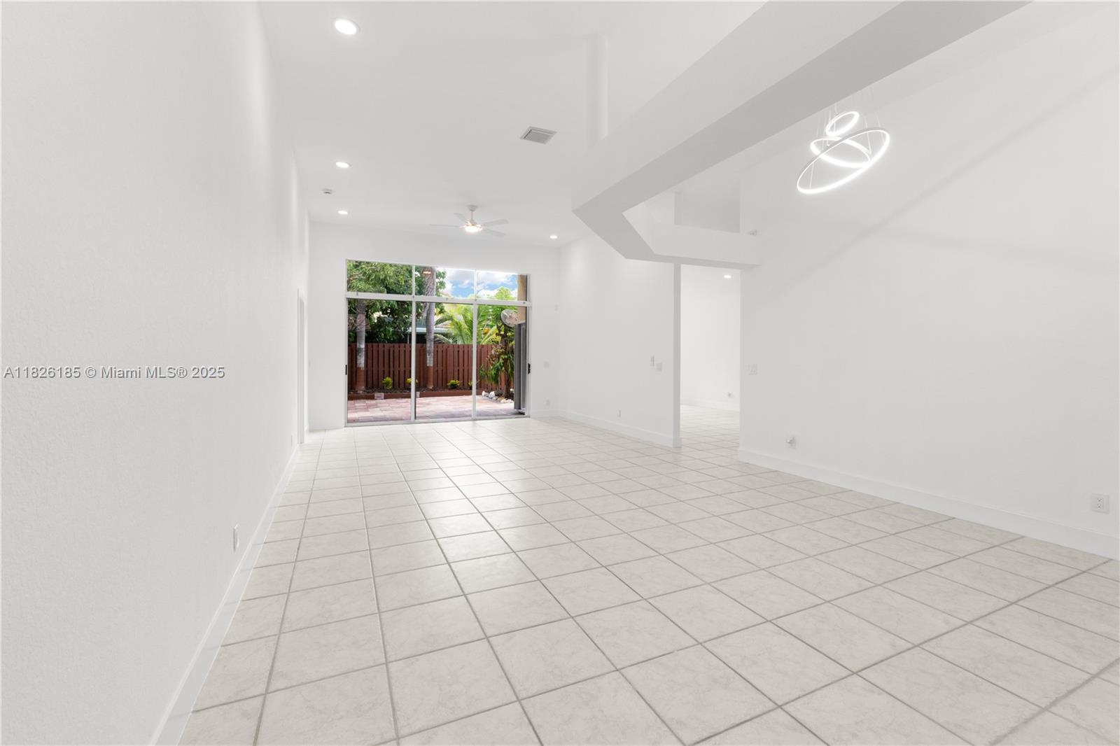 11581 SW 10th Ct, Pembroke Pines, Florida image 6