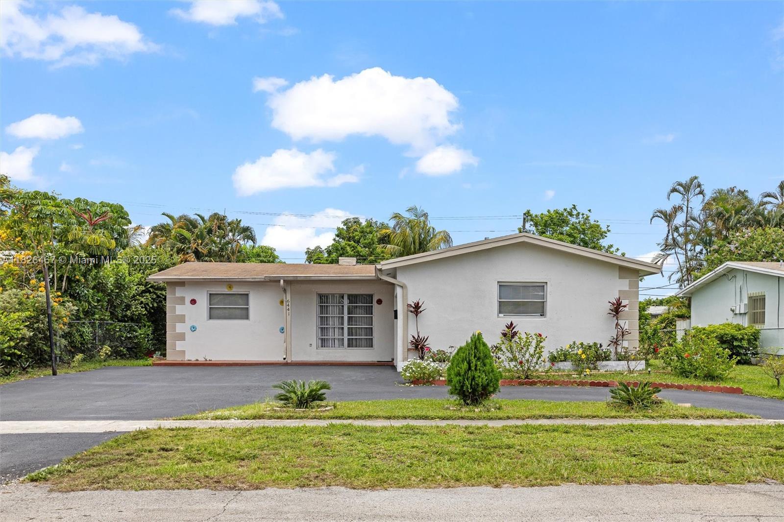 6441 NW 26th St, Sunrise, Florida image 1