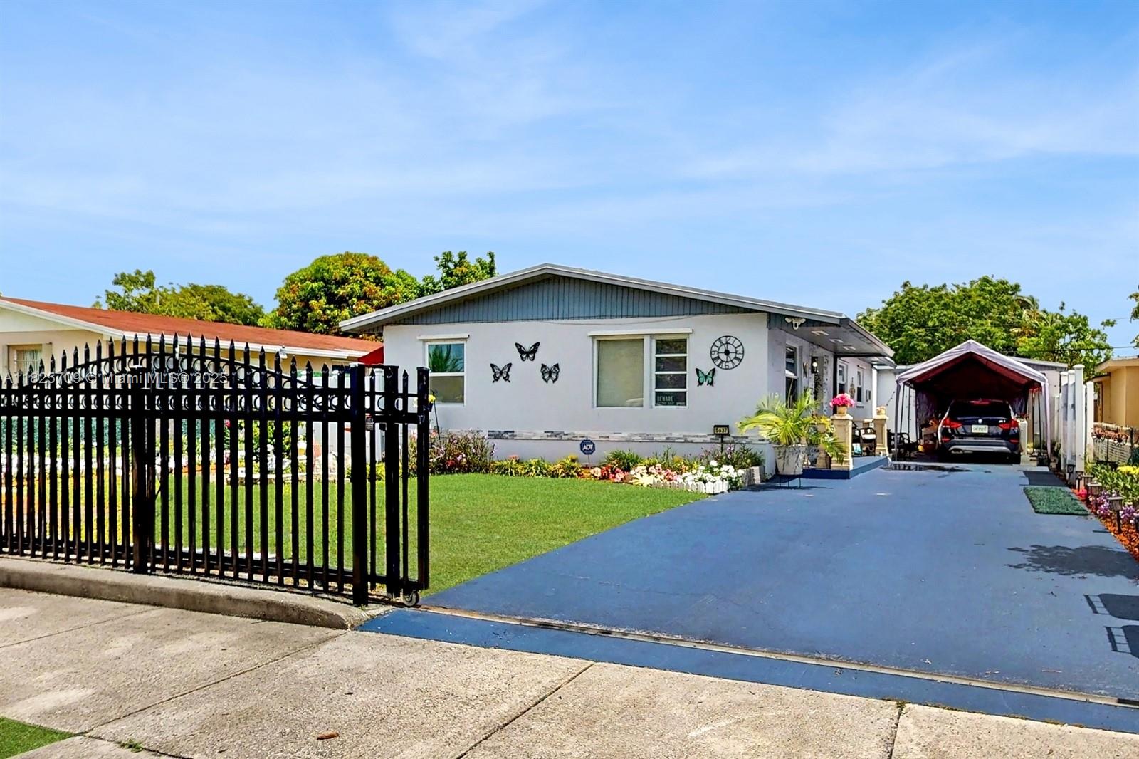5637 SW 40th St, West Park, Florida image 2