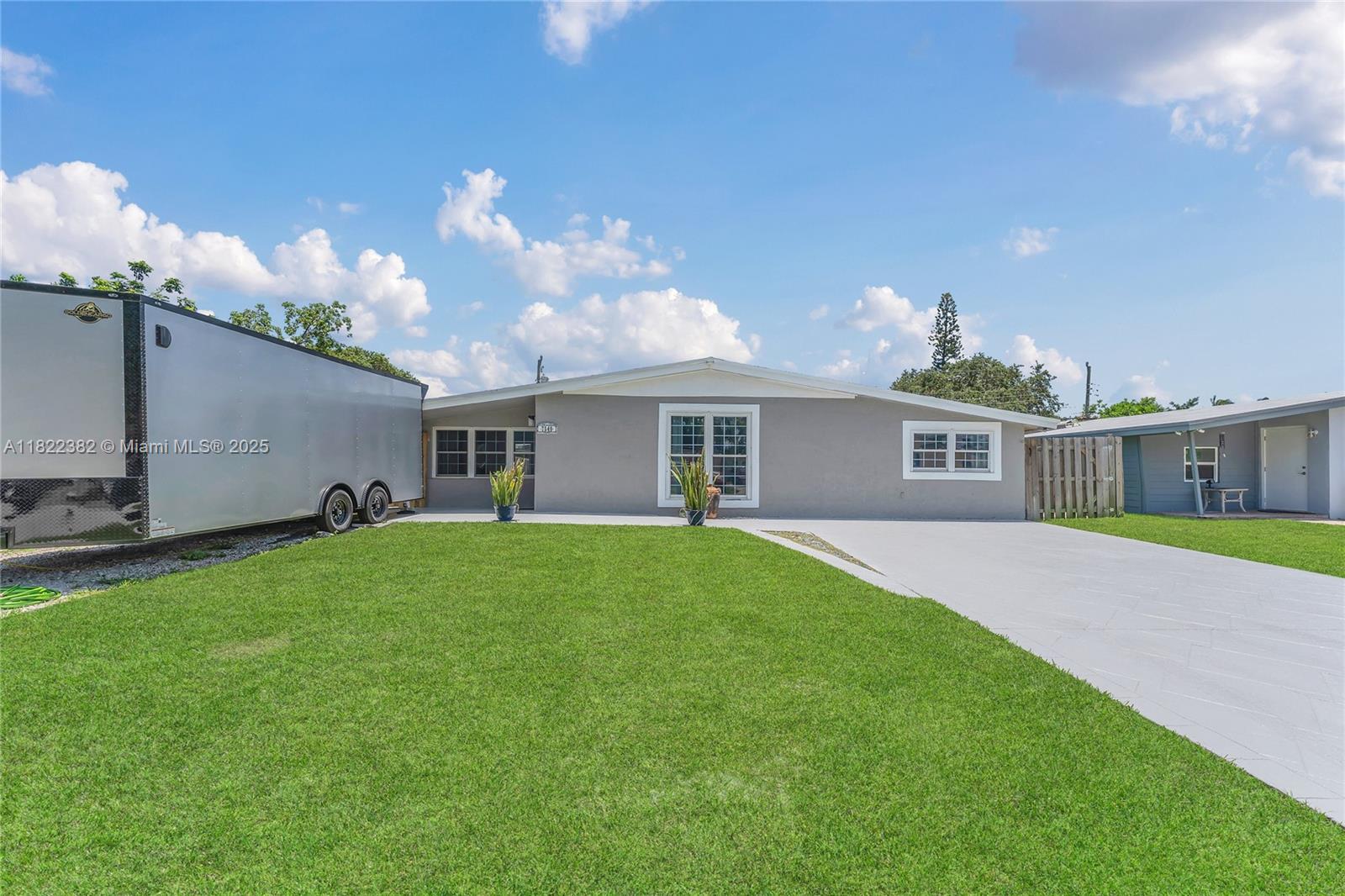 7540 Simms St, Hollywood, Florida image 1