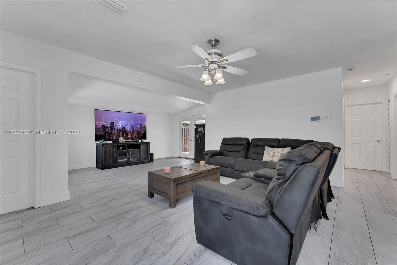 7540 Simms St, Hollywood, Florida image 4