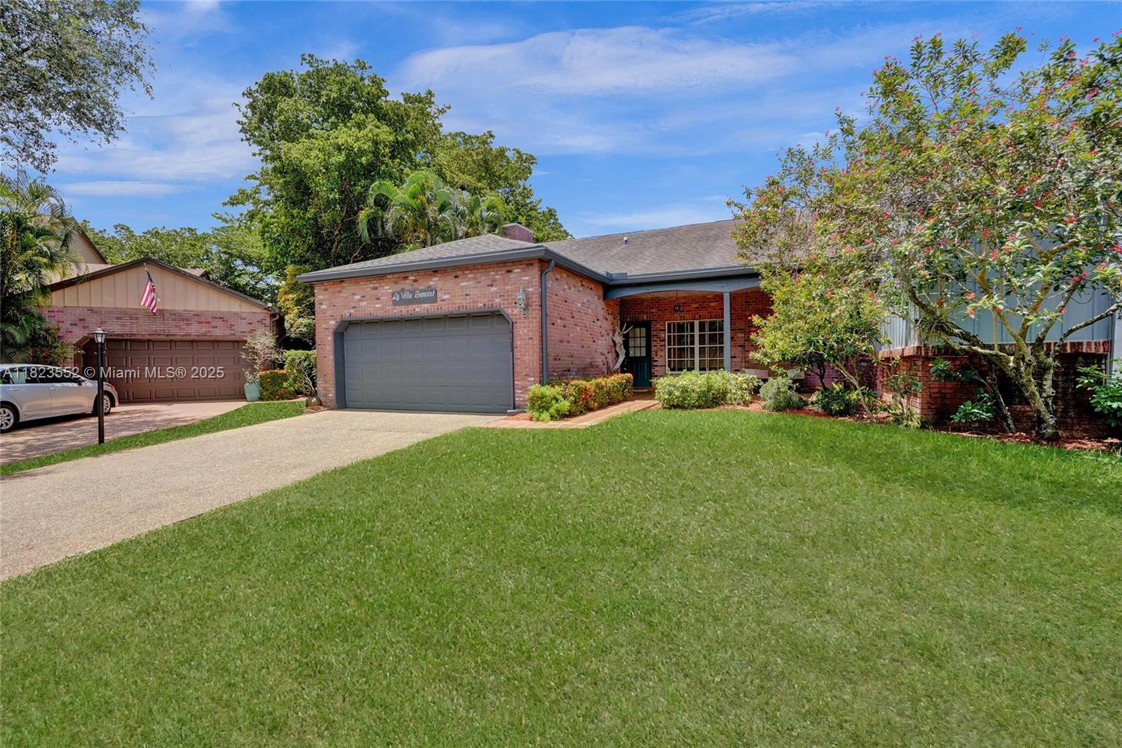 6653 Stratford Dr, Parkland, Florida image 2