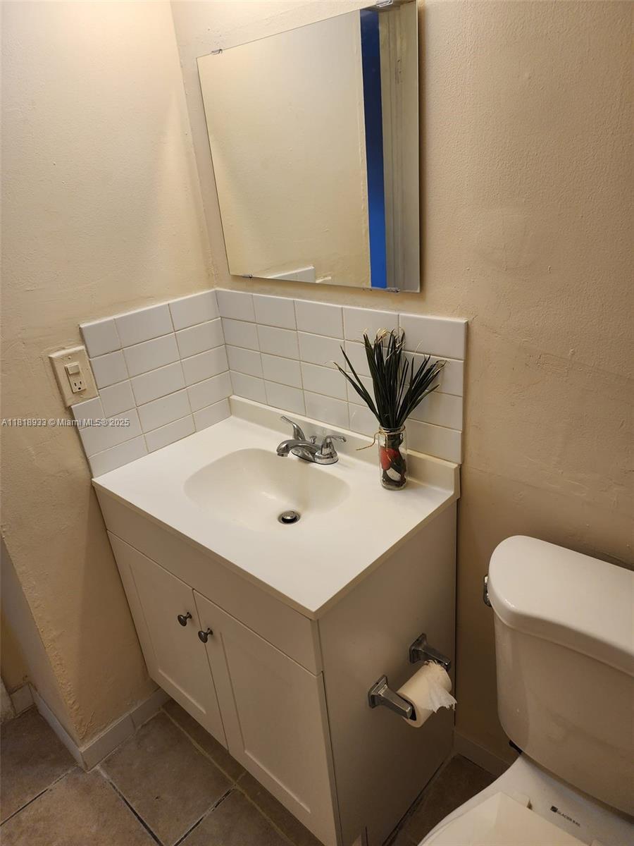 Residential, Pompano Beach, Florida image 4