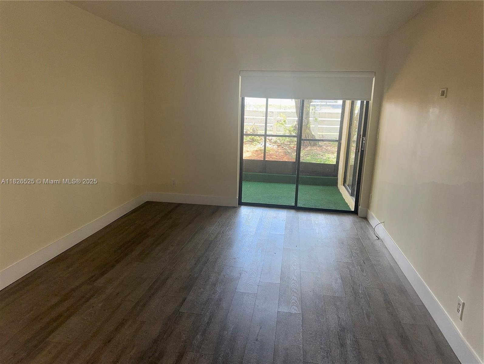 185 Lakeview Dr #102, Weston, Florida image 11
