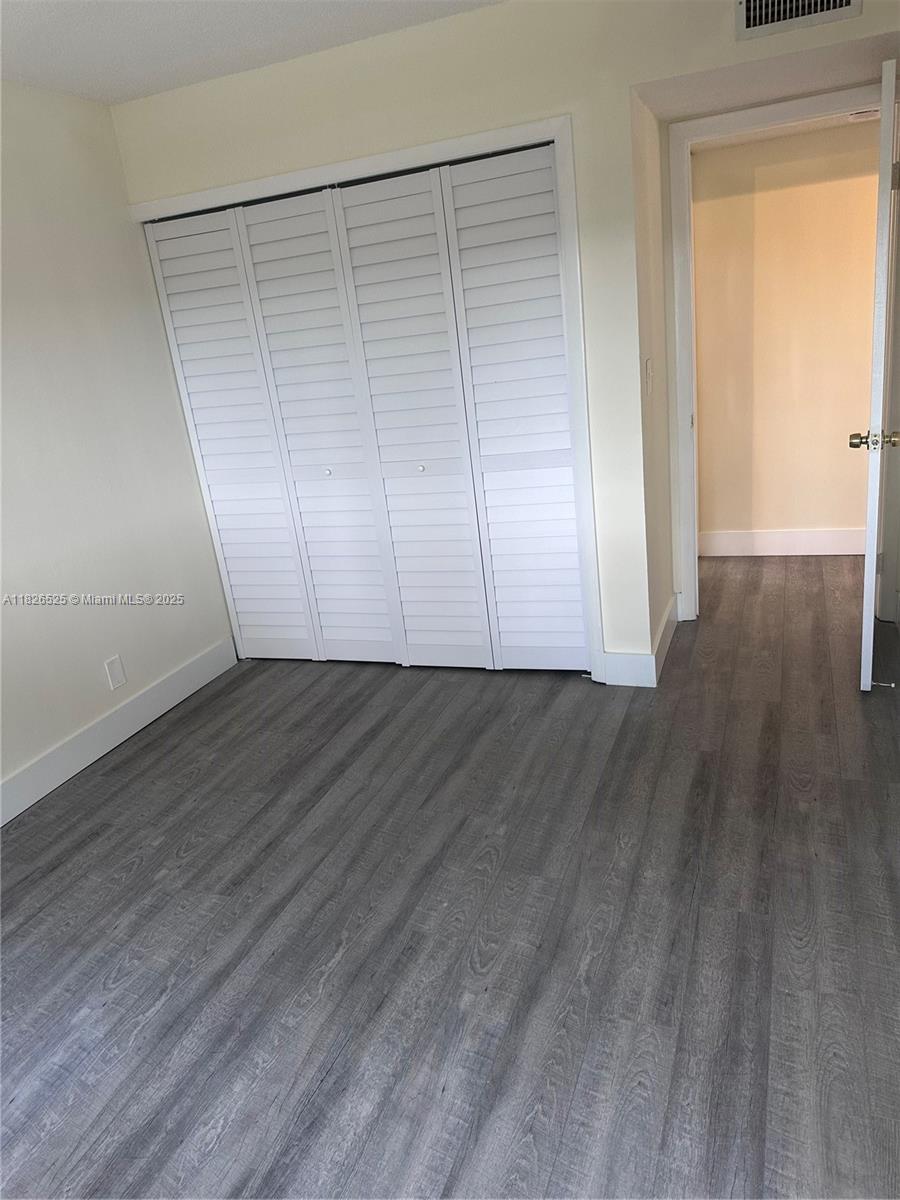 185 Lakeview Dr #102, Weston, Florida image 17