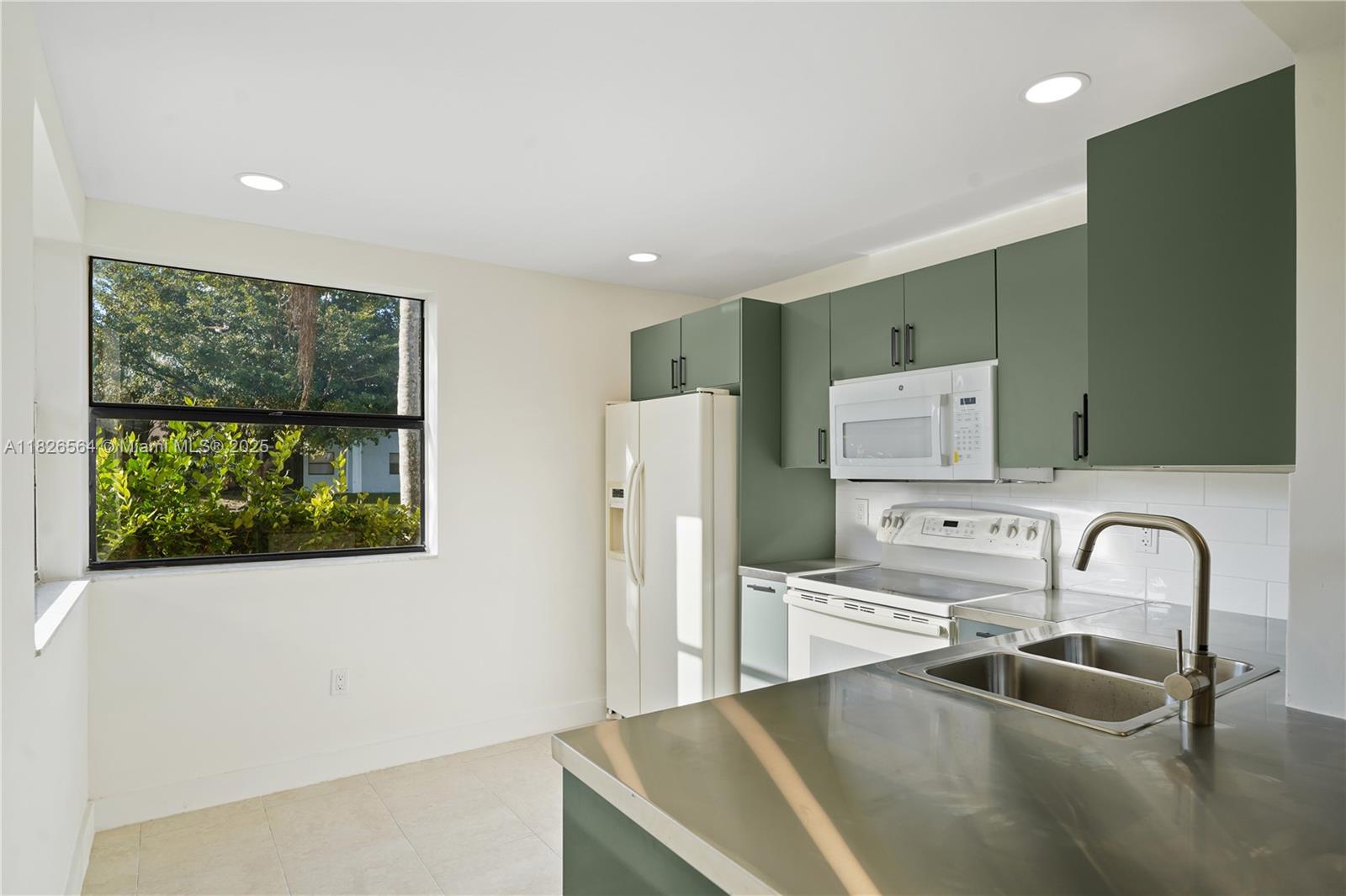 Property photo # 5