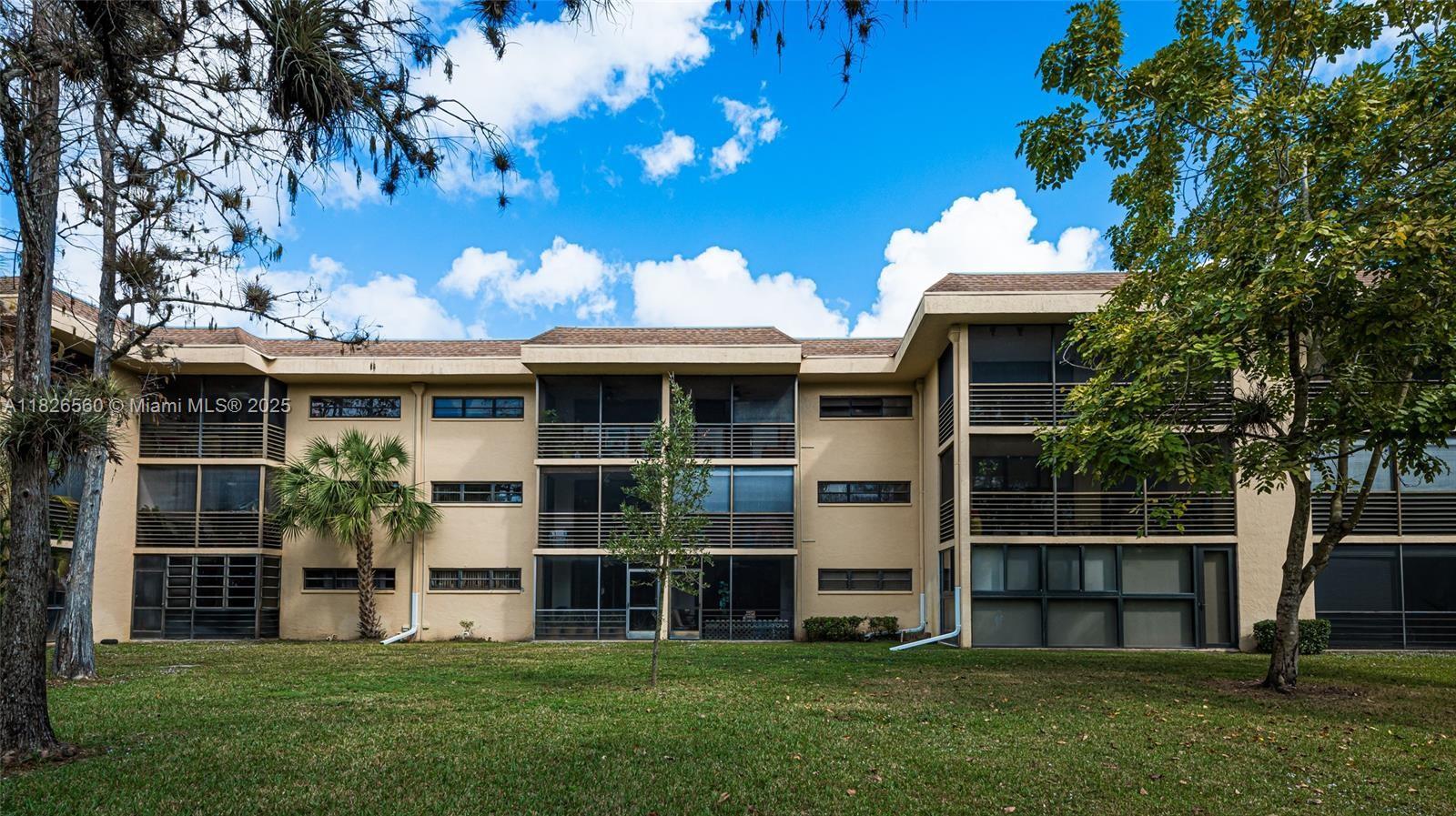 Residential, Tamarac, Florida image 4