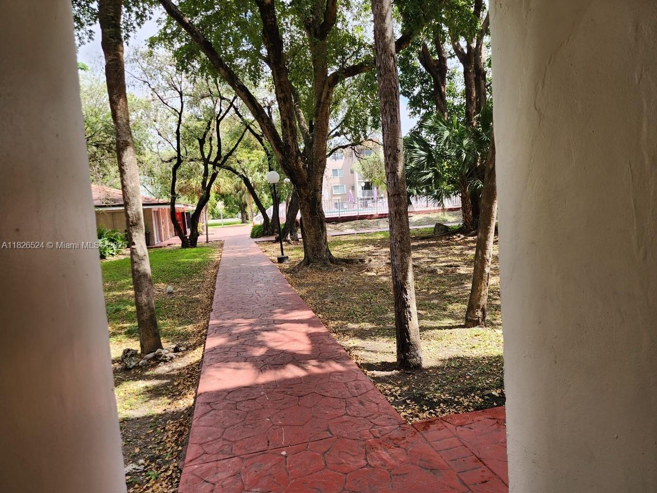 Property photo # 4