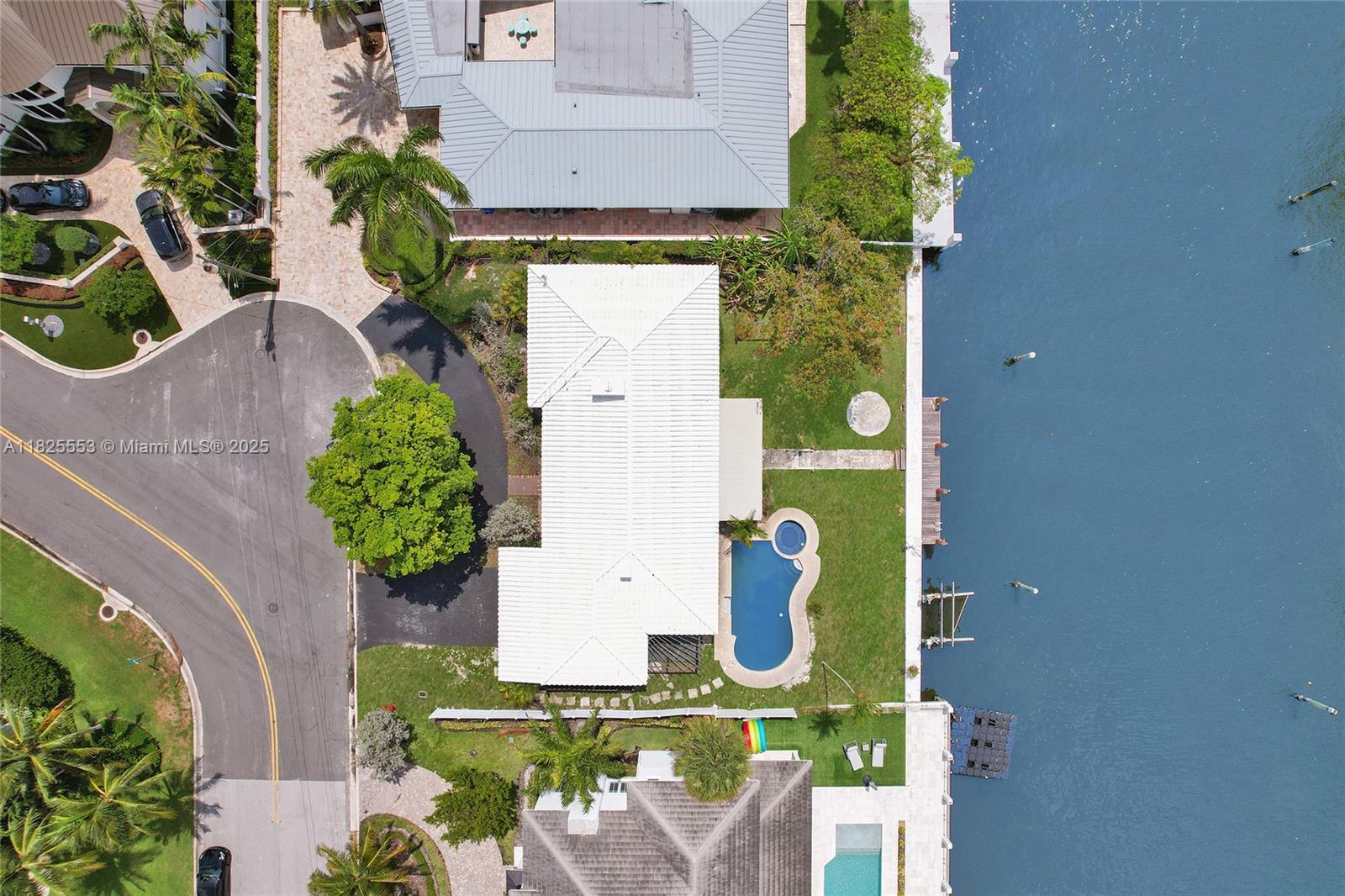 2756 NE 18th St, Fort Lauderdale, Florida image 7