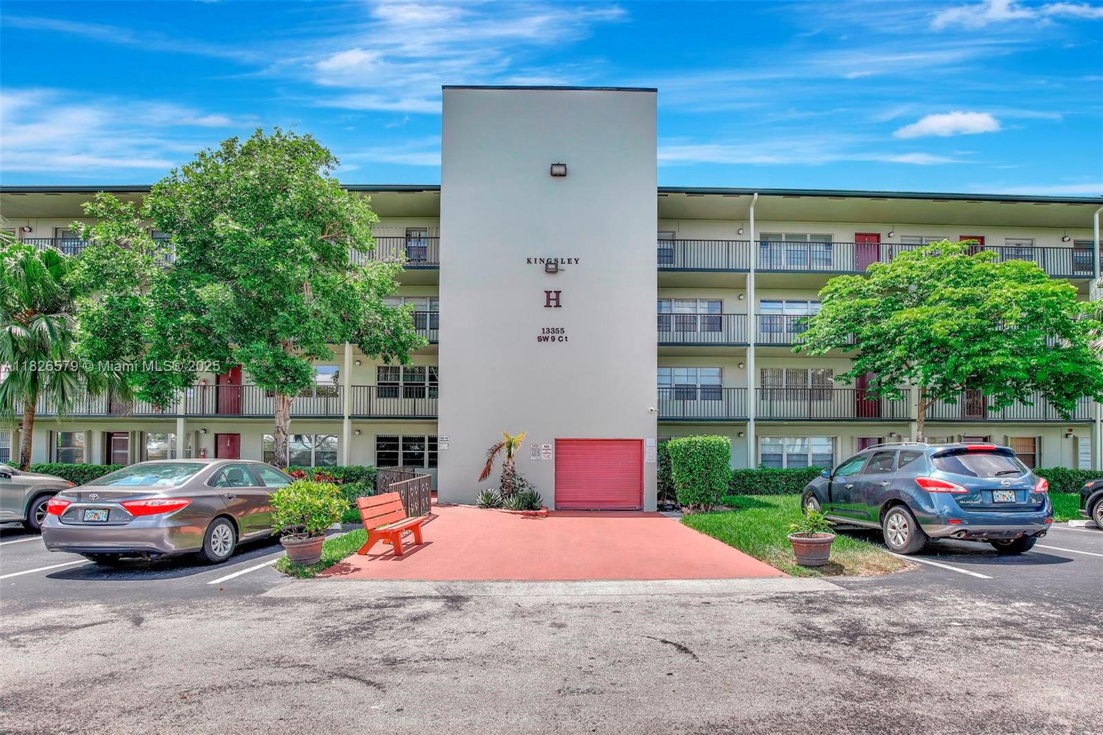 13355 SW 9th Ct #413H, Pembroke Pines, Florida image 2