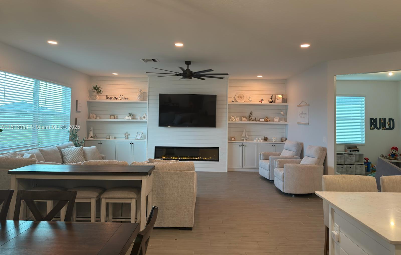 20441 NE 30th Ave #114-9, Aventura, Florida image 22