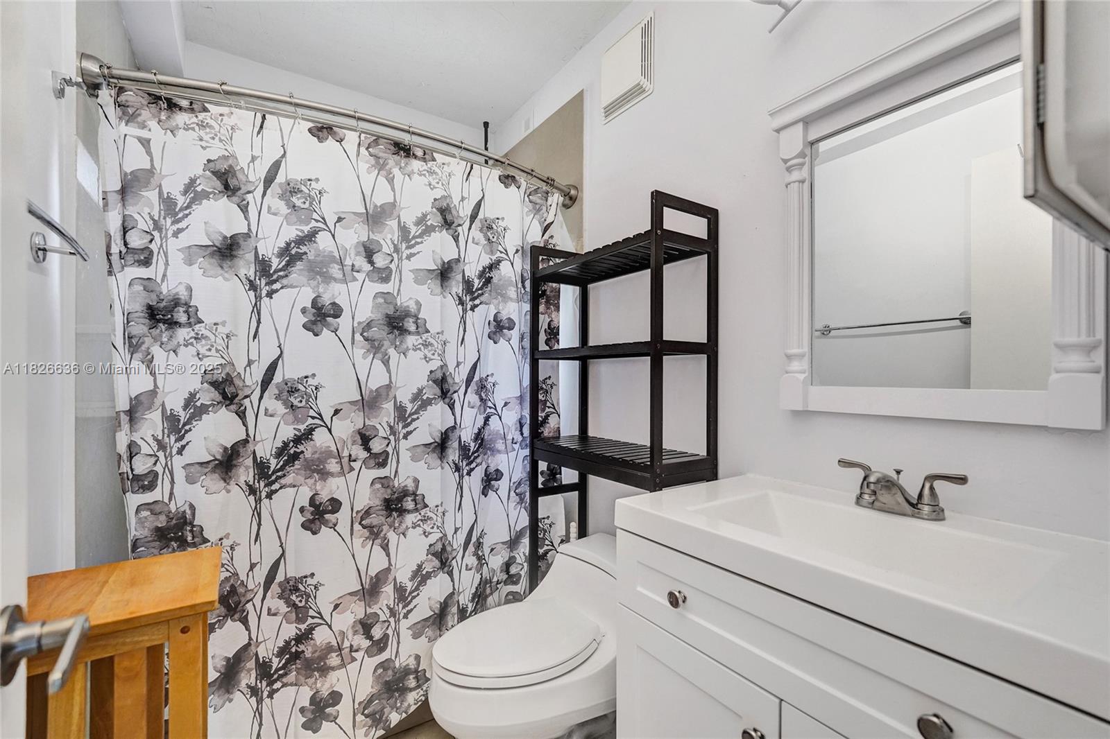 6310 Mayo St, Hollywood, Florida image 13