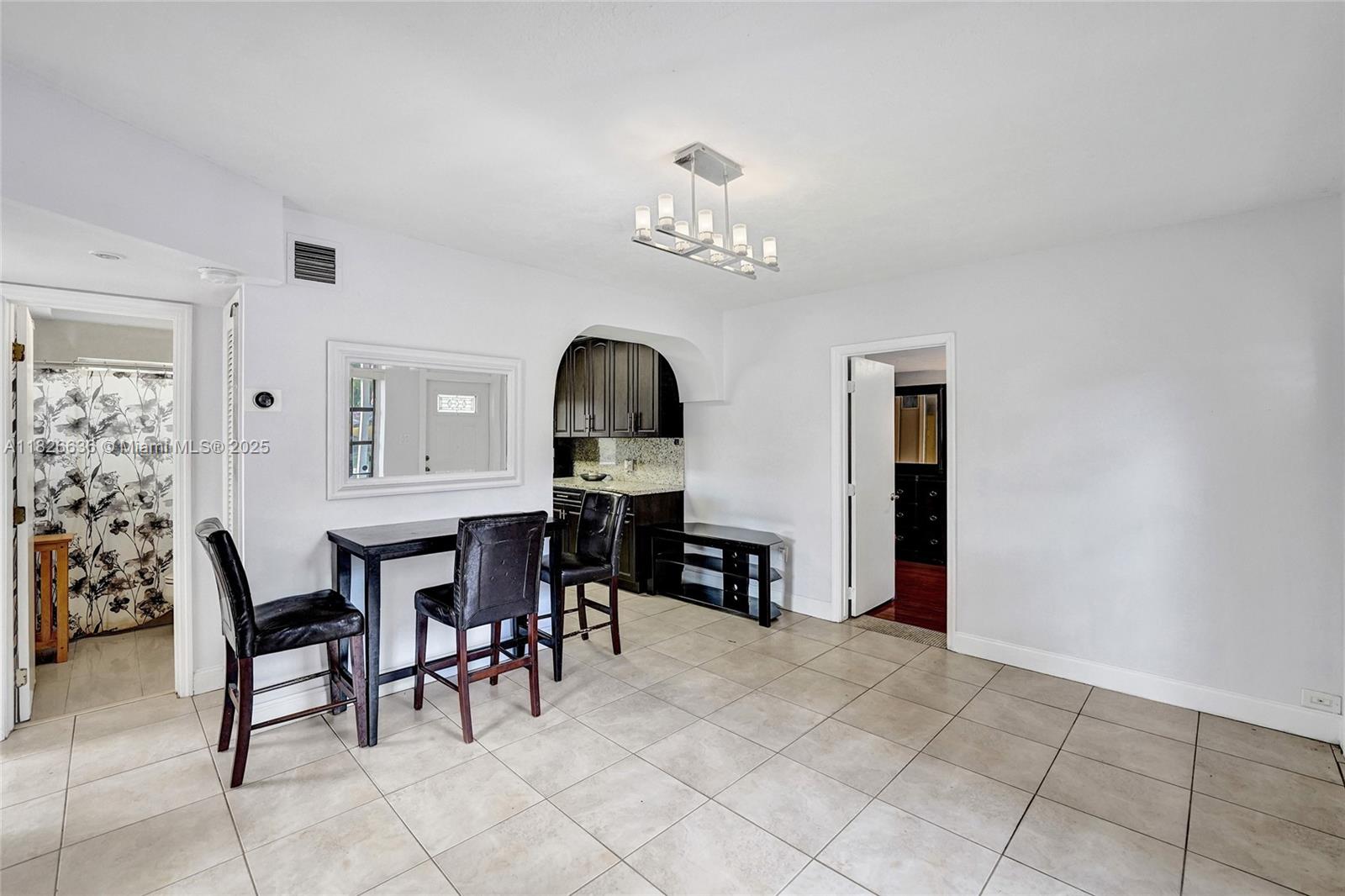 6310 Mayo St, Hollywood, Florida image 25