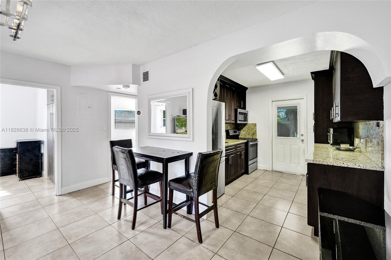 6310 Mayo St, Hollywood, Florida image 29