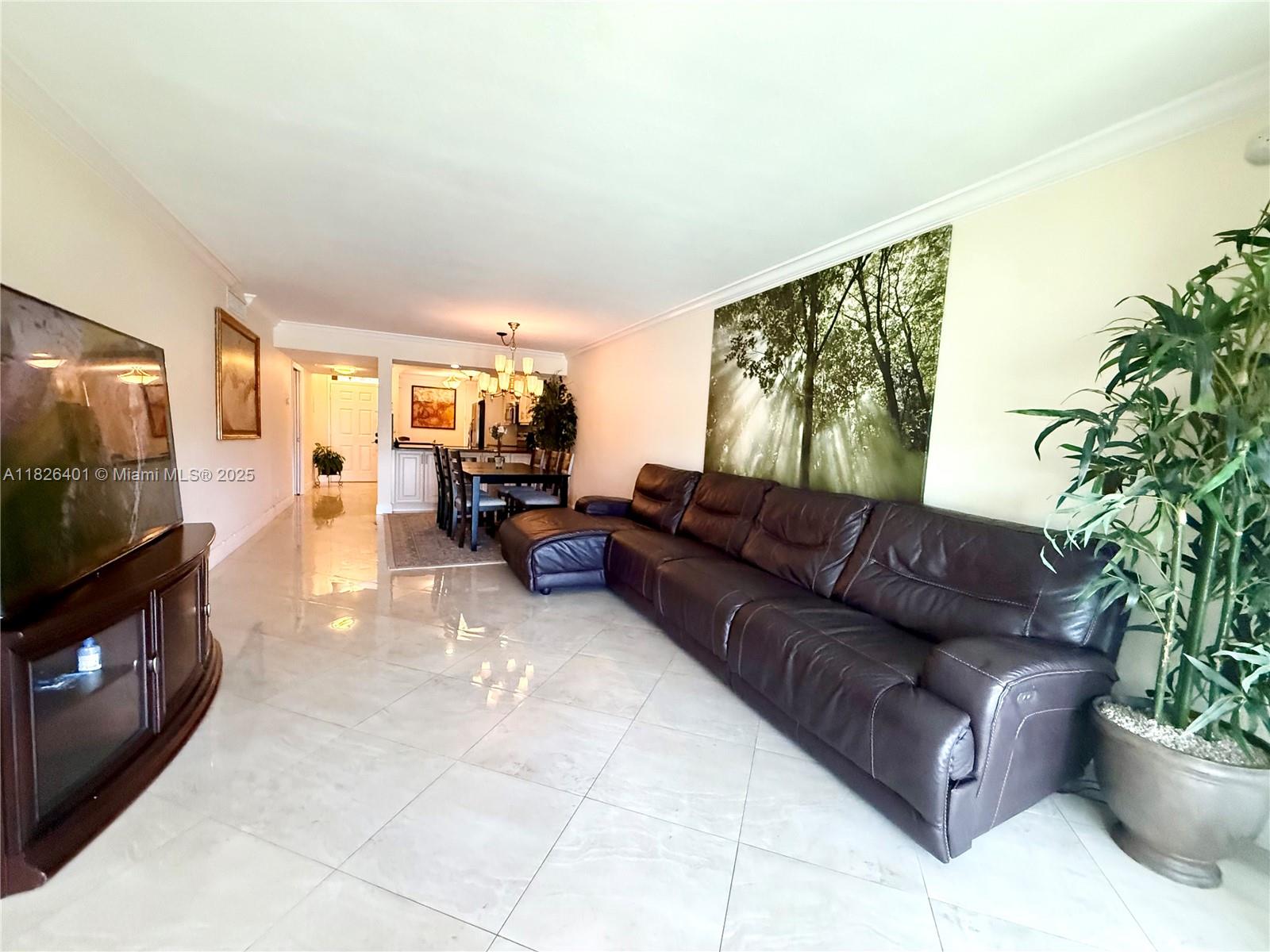6404 Coral Lake Dr #104, Margate, Florida image 7