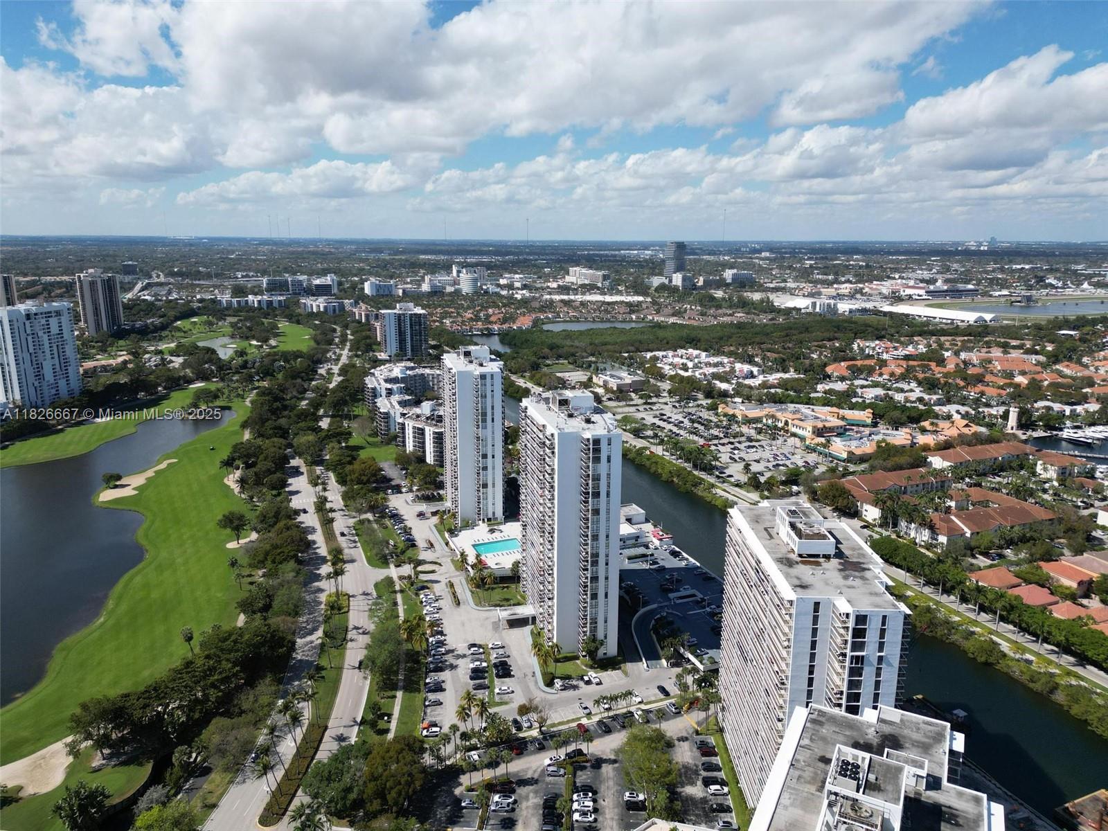 3675 N Country Club Dr #1906, Aventura, Florida image 27