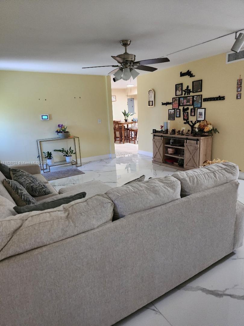 6311 NW 71st Ave, Tamarac, Florida image 14
