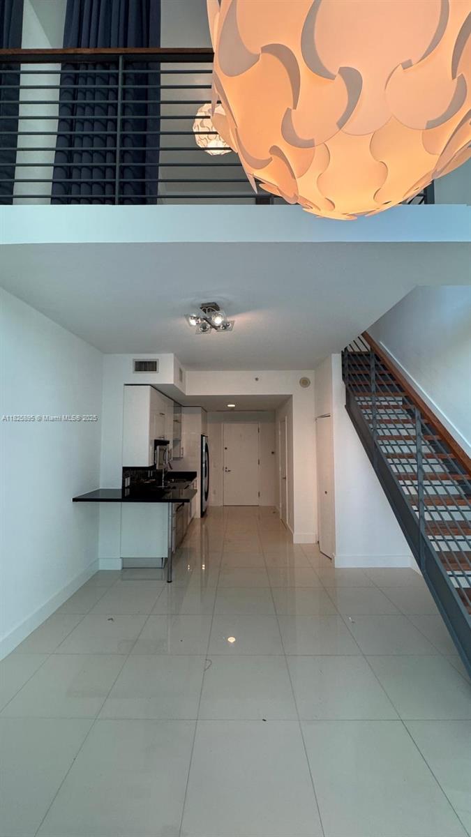 60 SW 13th St #2010, Miami FL 33130