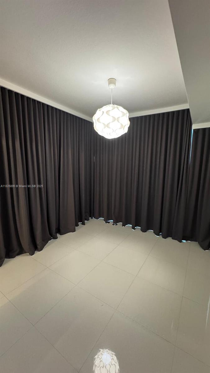 60 SW 13th St #2010, Miami FL 33130