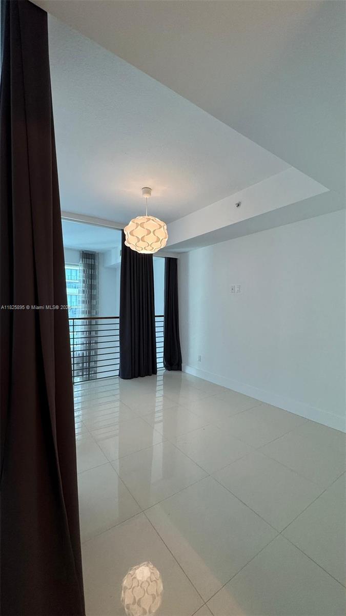 60 SW 13th St #2010, Miami FL 33130