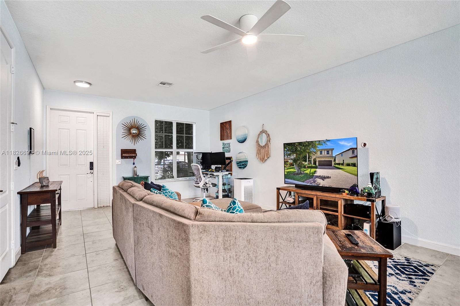7876 Patriot St, Lake Worth, Florida image 9