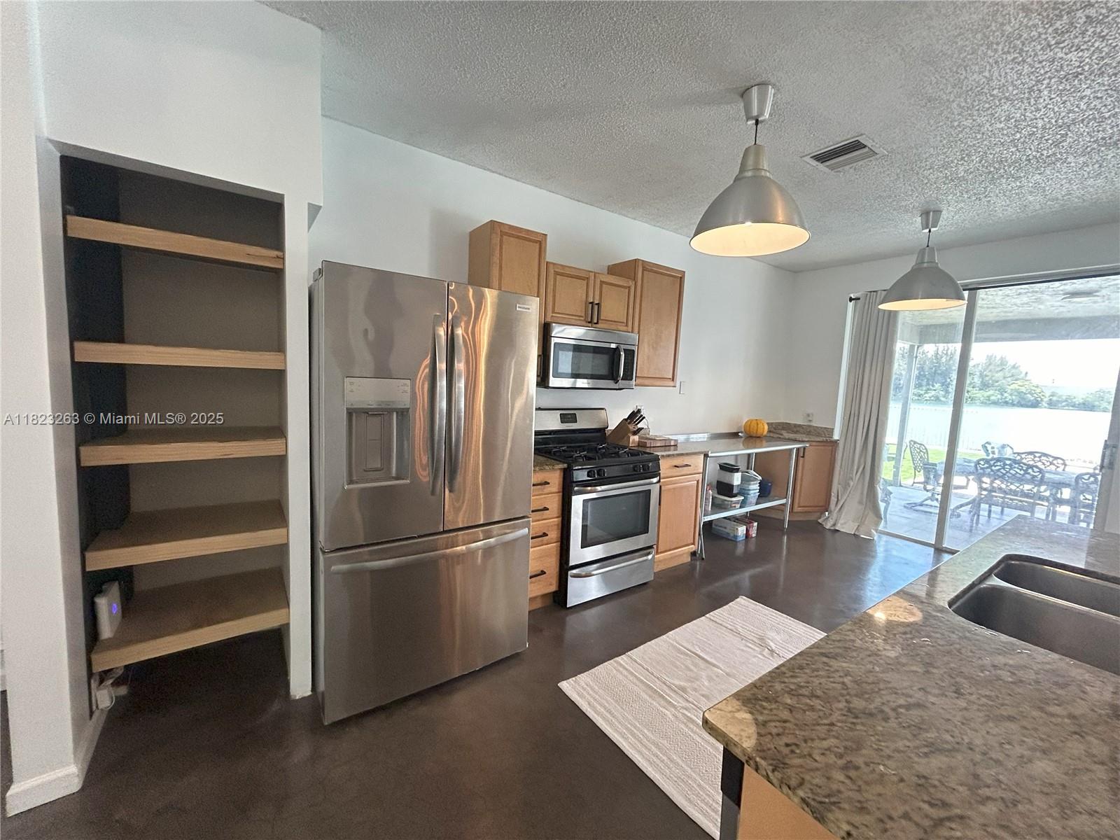 Property photo # 2