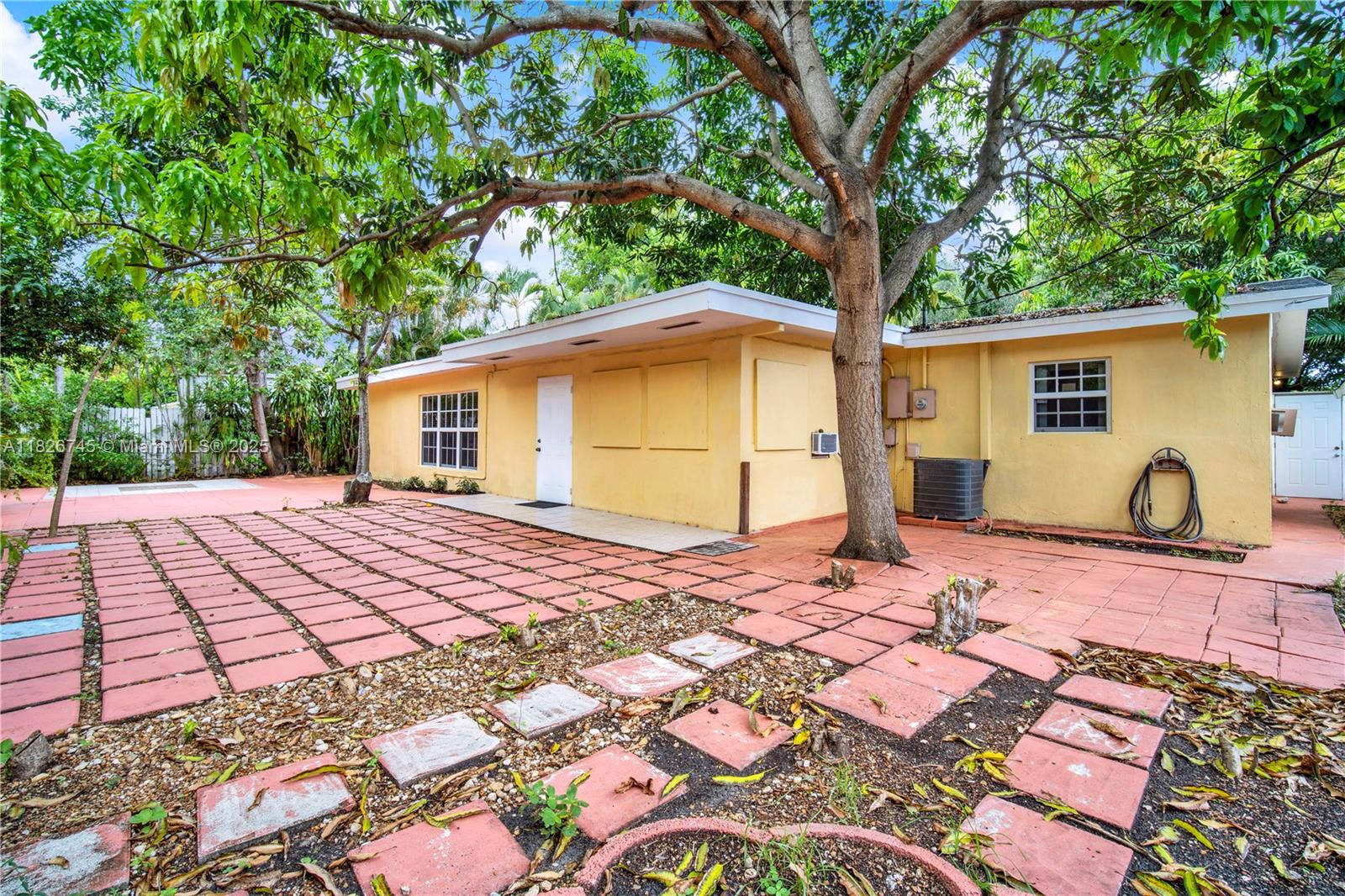 Residential, Hollywood, Florida image 26