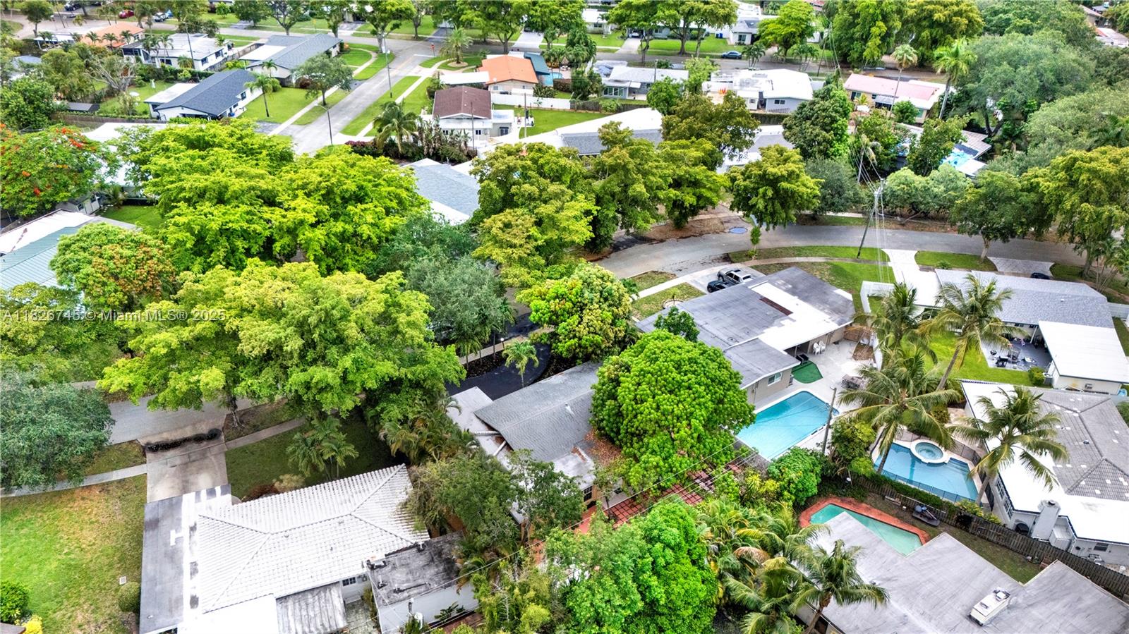 Residential, Hollywood, Florida image 33