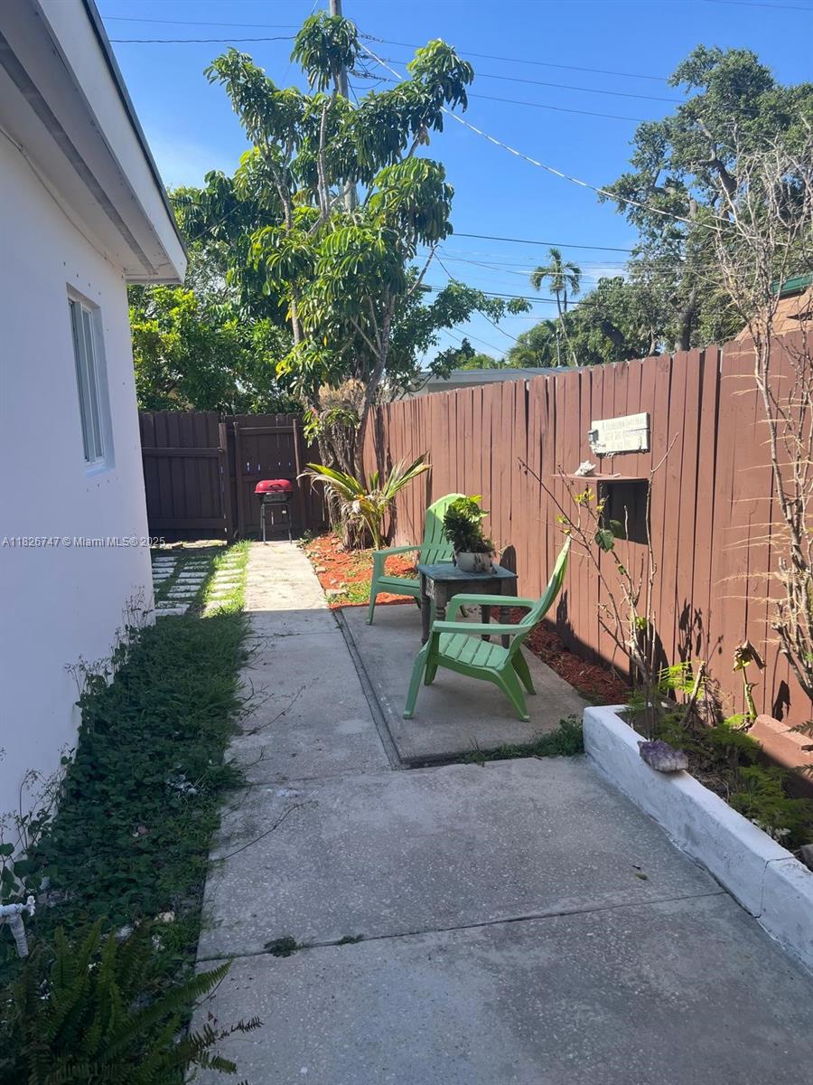 Property photo # 4