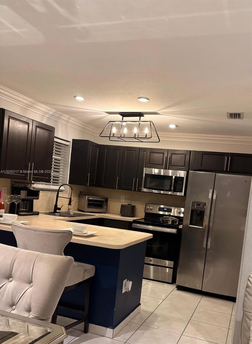 9338 NW 114th Ter #5, Hialeah Gardens, Florida image 1