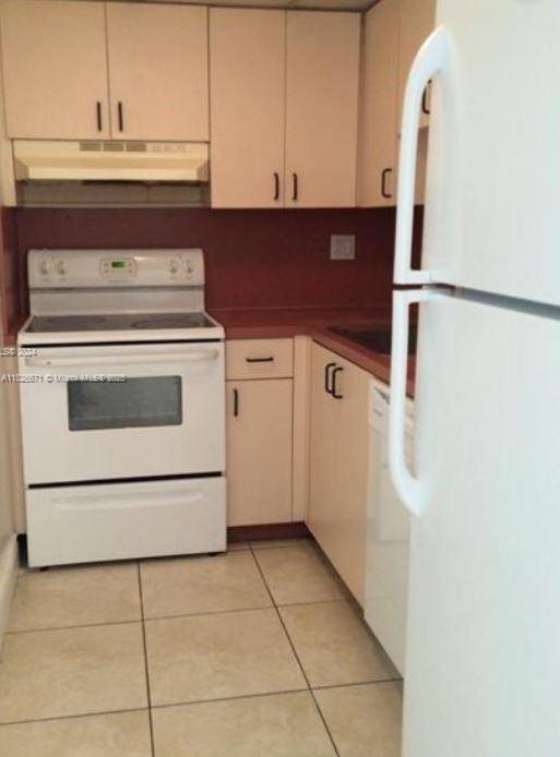 Property photo # 2