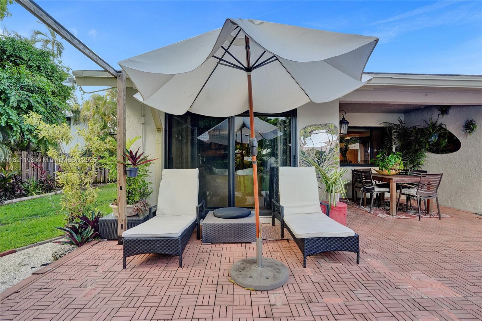 10030 SW 8th St, Pembroke Pines, Florida image 35