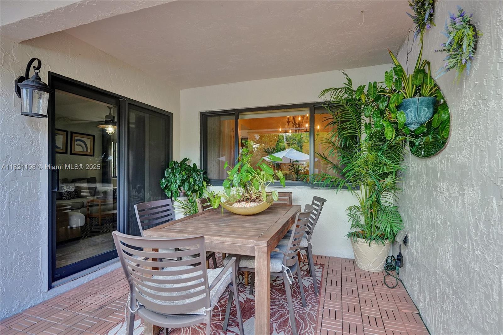 10030 SW 8th St, Pembroke Pines, Florida image 37