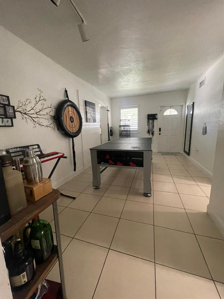 1624 NE 48th Ct, Pompano Beach, Florida image 7