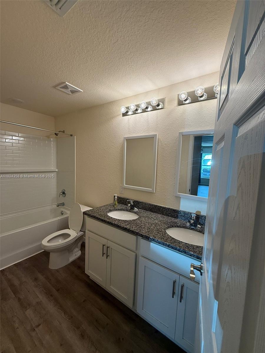 5029 N Dogwood Cir, La Belle, Florida image 31