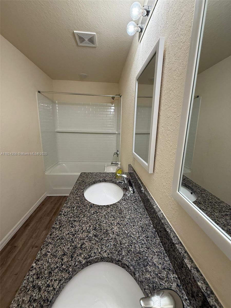5029 N Dogwood Cir, La Belle, Florida image 32