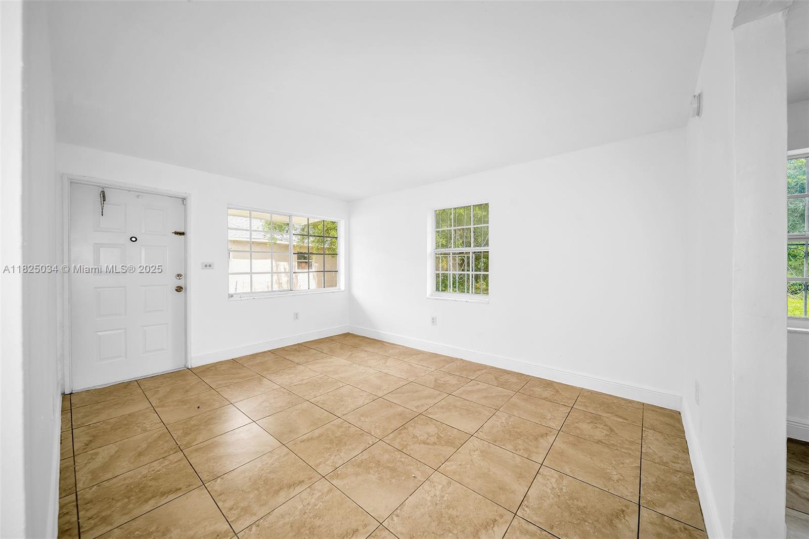 Property photo # 9