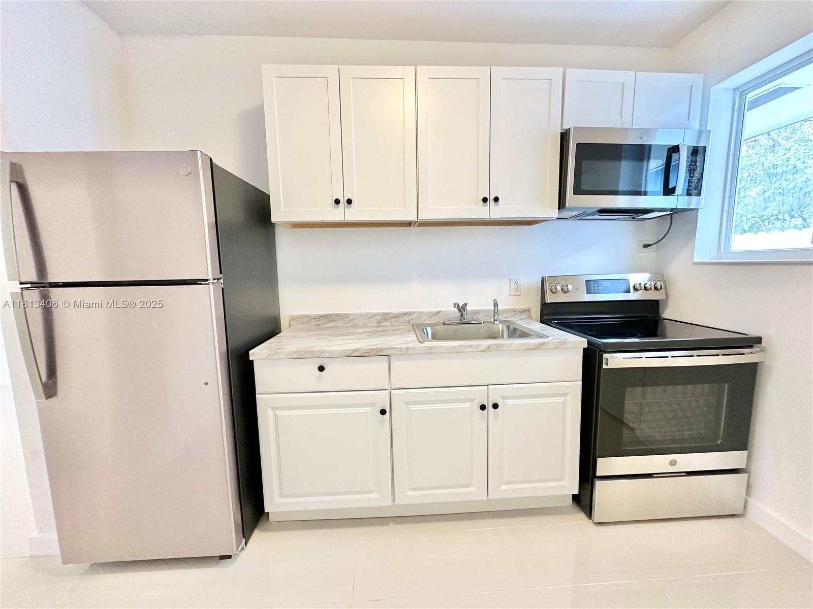 Property photo # 3