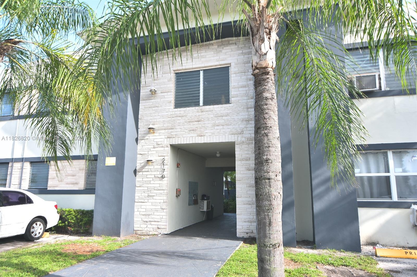 Property photo # 0