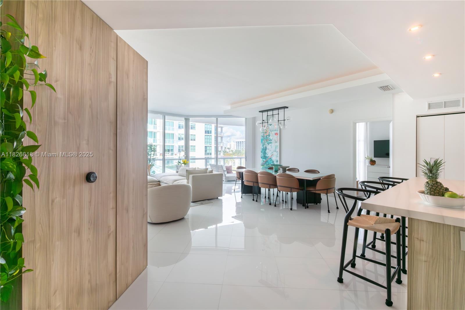 3131 NE 188th St #2-605, Aventura, Florida image 1
