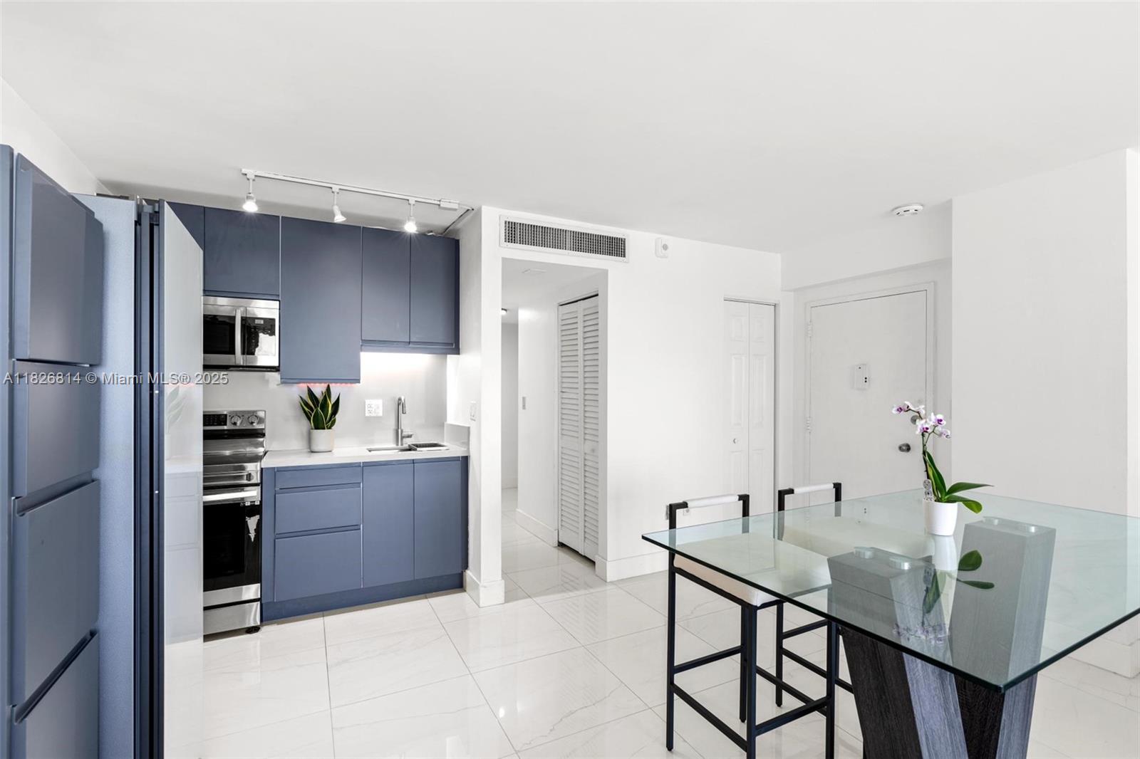 Property photo # 2