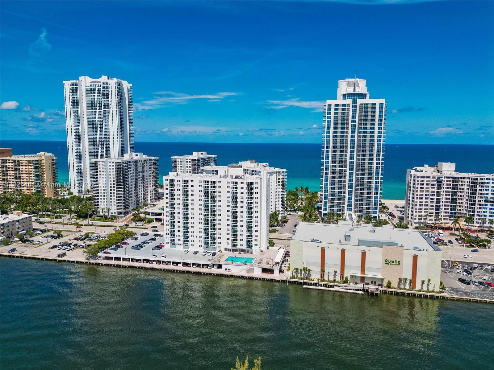 3000 S Ocean Dr #702, Hollywood, Florida image 1
