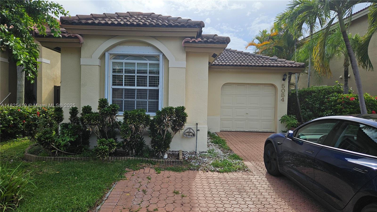 5084 NW 112th Ct, Doral, Florida image 1