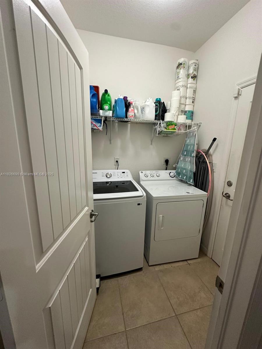 Property photo # 4