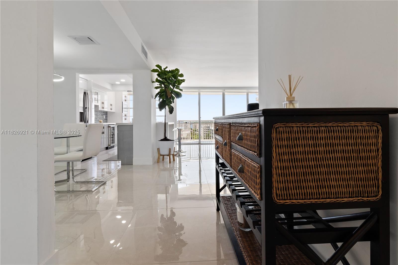 18081 Biscayne Blvd #801, Aventura, Florida image 3